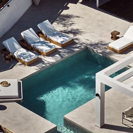 Estelle Villa, A Flamboyant Escape With Pool, By Thinkvilla Romíri Kültér fotó